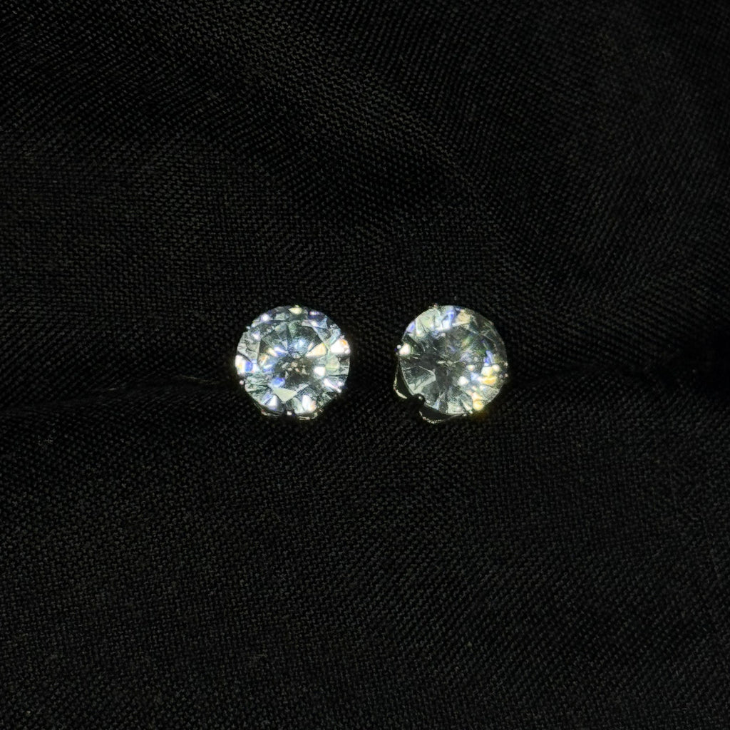 Round Solitaire Stud Earrings
